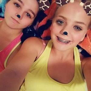 Meet your Posher, Brittney